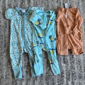 Bundle of 3 Bonds wondersuits size 0-3 months